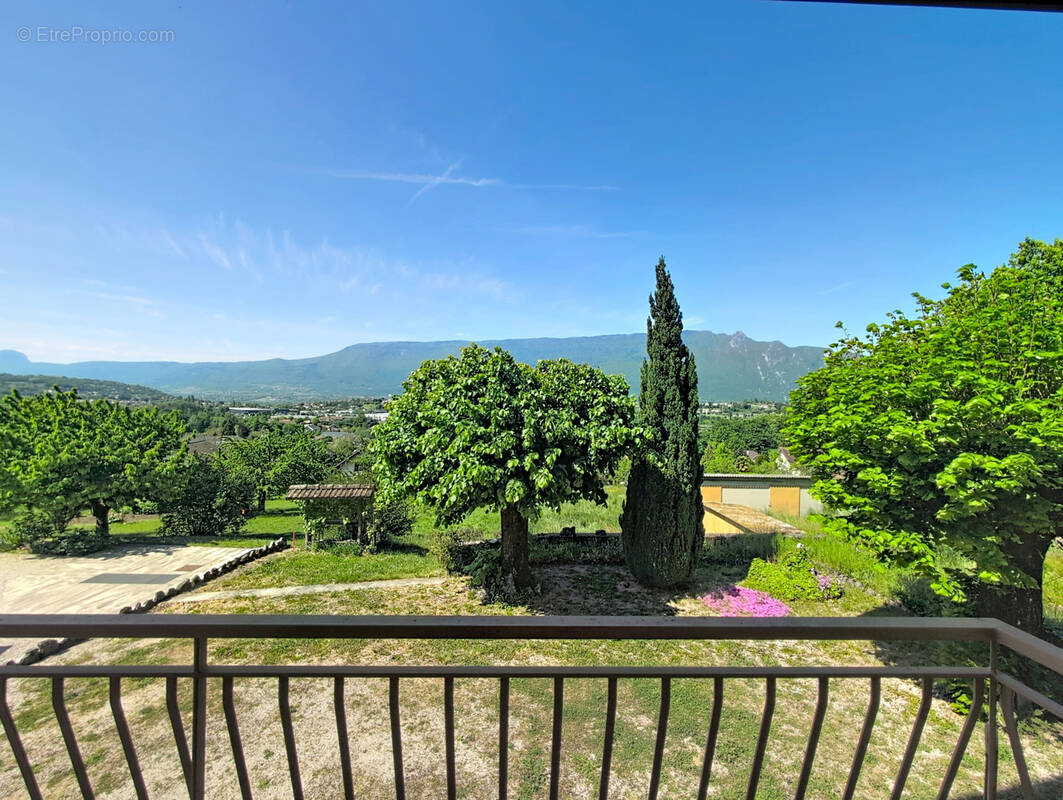 Appartement à AIX-LES-BAINS