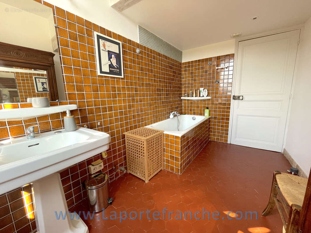 Maison à CAGNES-SUR-MER