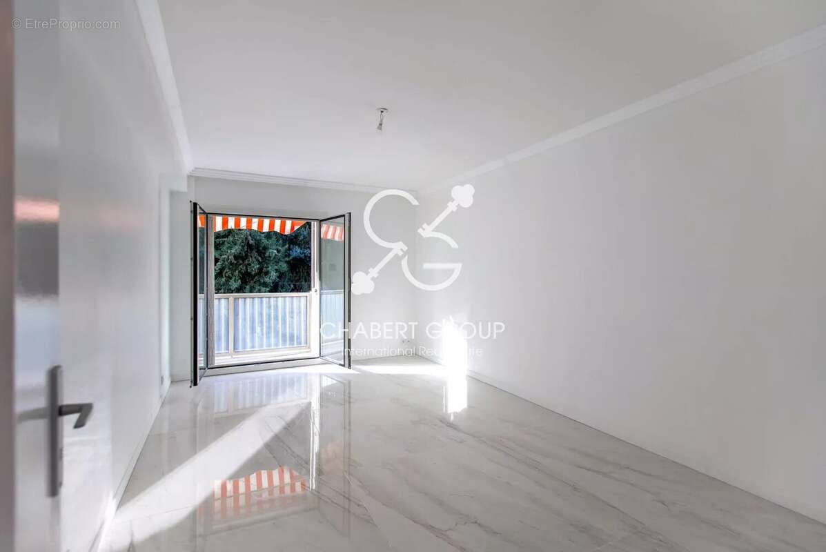 Cap-d'ail - appartement - 3 pièces - 58 m² - vue panoramique mer/monaco - balcon - cave - photo 2