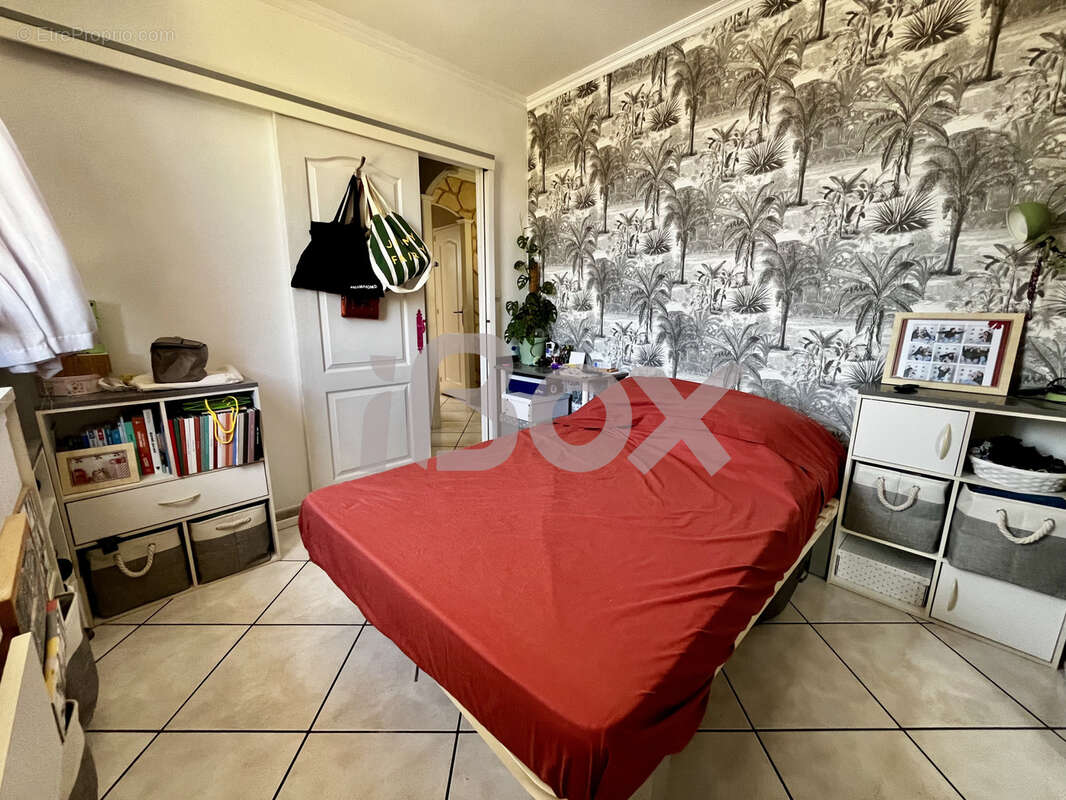 T4 avec parking, balcon et cave - photo 6