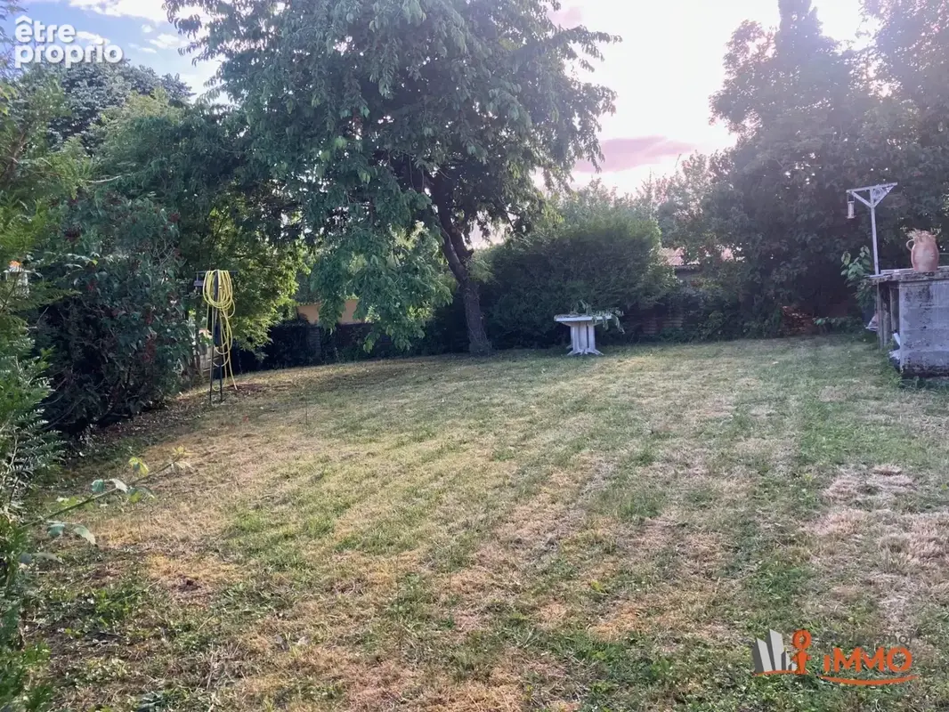 Maison de village atypique avec jardin - photo 5