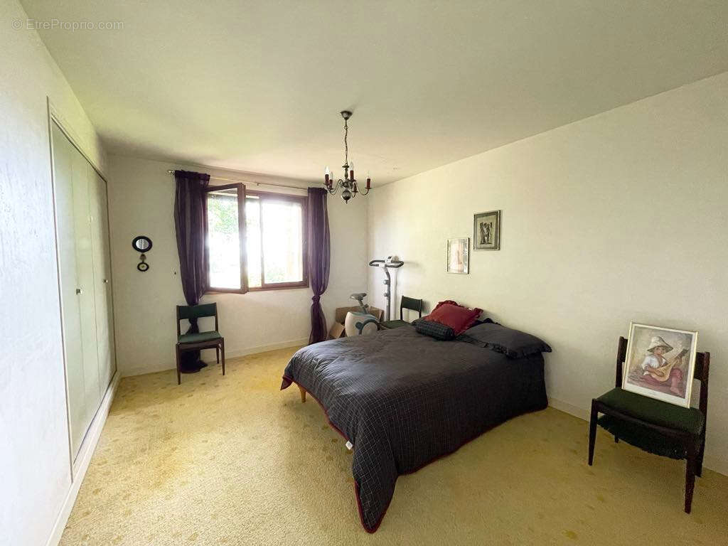 Brive maison plain-pied quartier Bassaler, 4 chambres, 1 bureau 193.37 m2 ! - photo 16