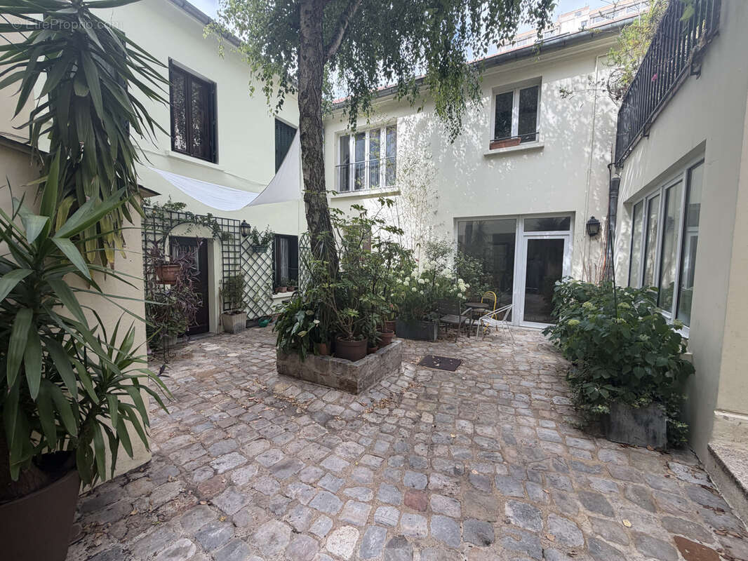 Appartement à PUTEAUX