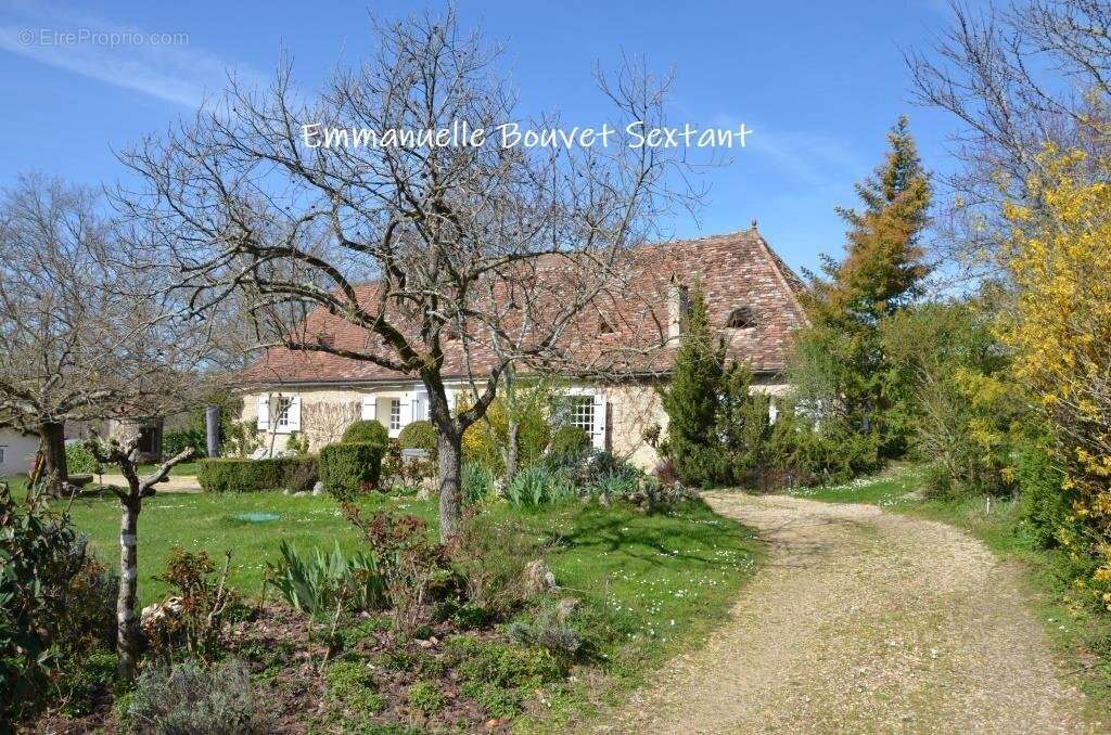 Maison à LIORAC-SUR-LOUYRE