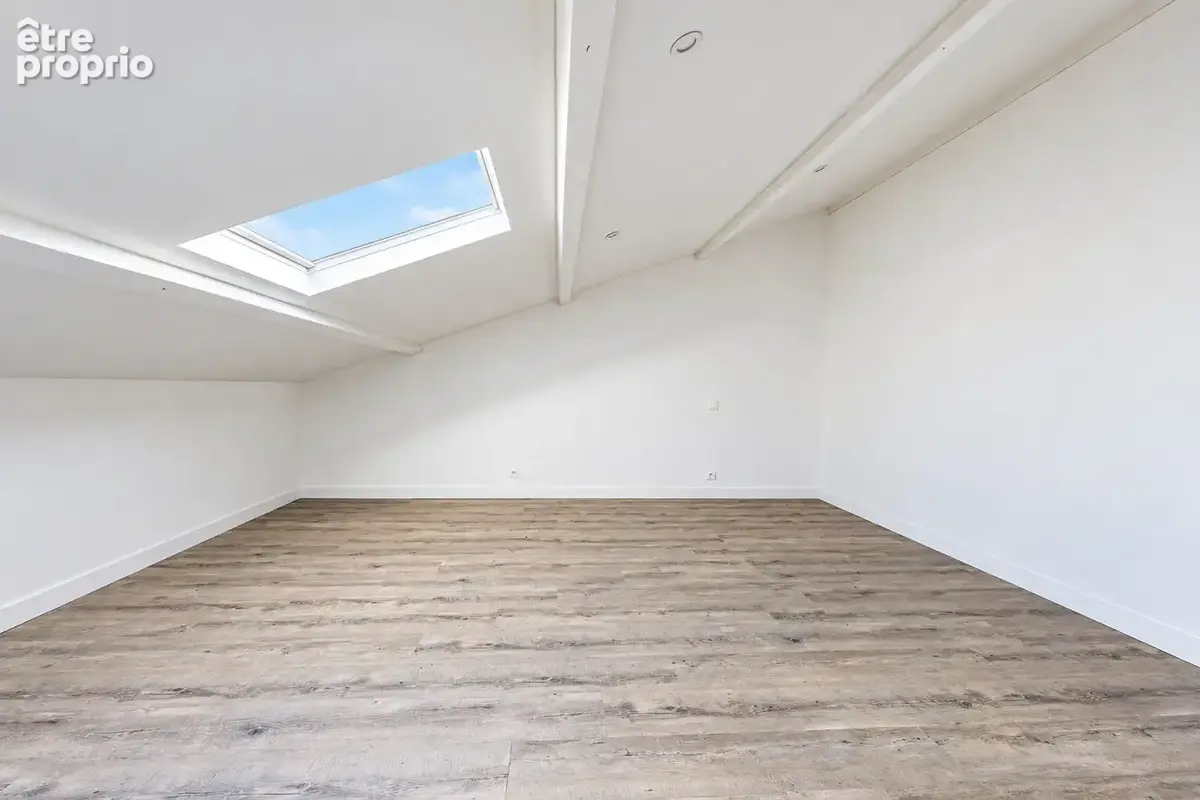 Maison familiale de 171 m² avec jardin de 926 m² ? Échiré - photo 8