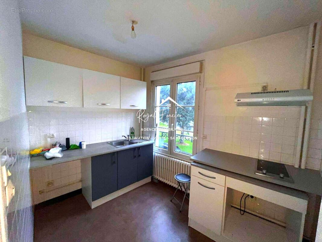 Cuisine - Appartement à CHATELLERAULT