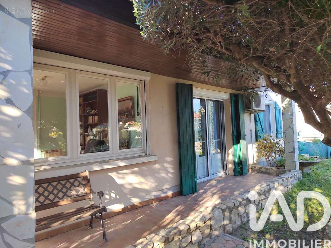 Photo 2 - Maison à BEDARRIDES