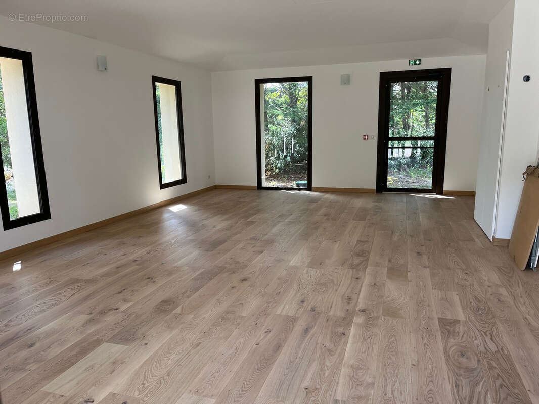 Maison à SAINT-VALLIER-DE-THIEY