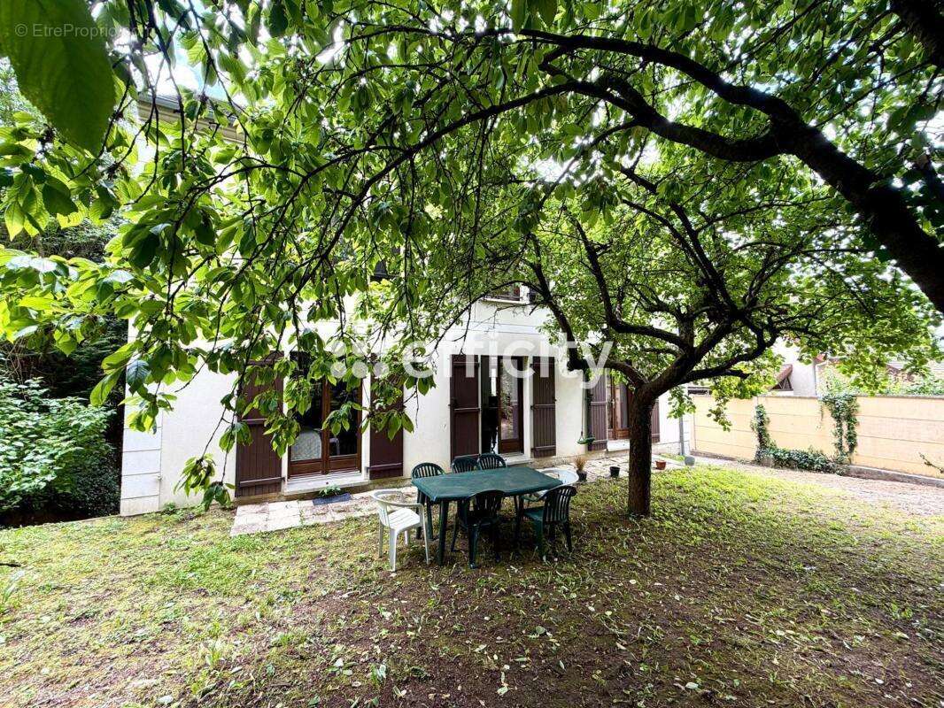 Maison 160 m² à Tessancourt-Sur-Aubette  - photo 14