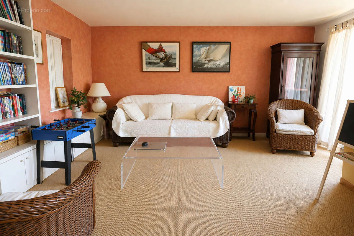 Mas Grasse saint Jacques 170 m² avec jolie jardin et piscine - photo 9