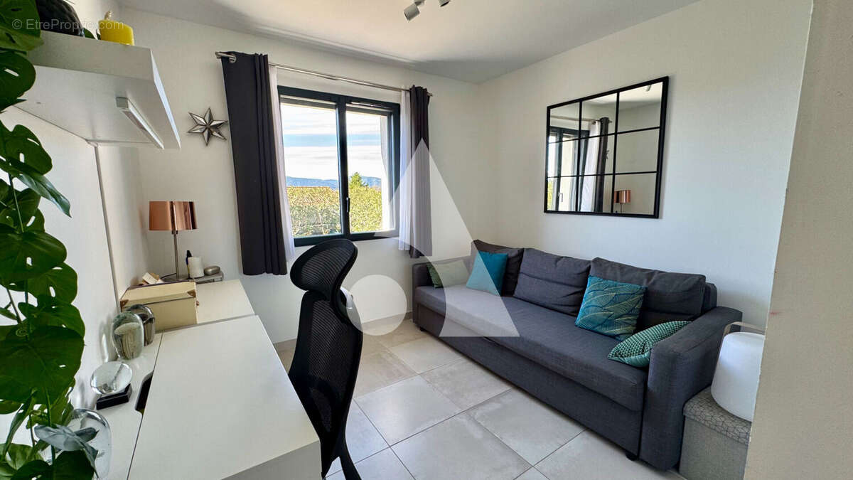 Maison à VILLELAURE