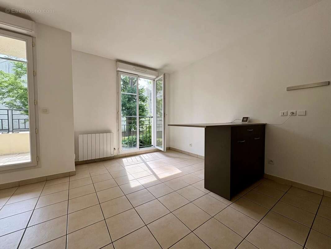 Appartement à LE PLESSIS-TREVISE
