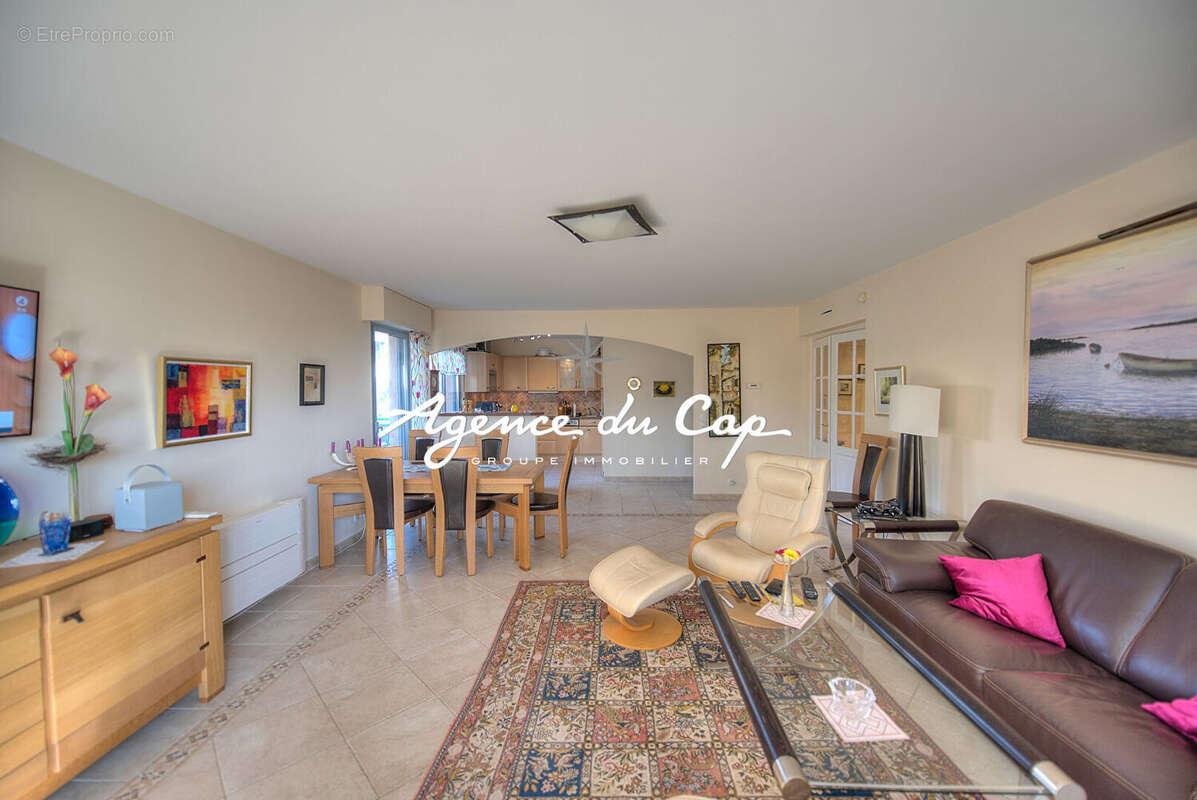 Appartement à SAINT-RAPHAEL