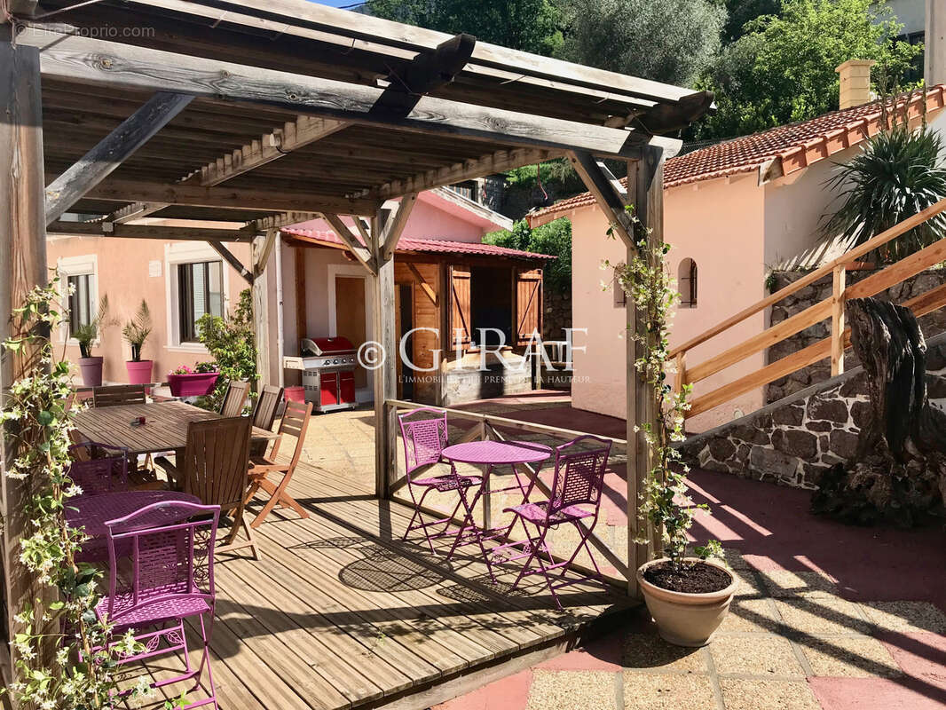 Maison à ROQUEBILLIERE