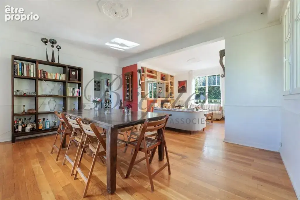 Vaucresson – Maison des années 1930 de 230 m², 4 chambres, jardin de 494 m² – Hauts-de-Seine, Île-de-France - photo 7