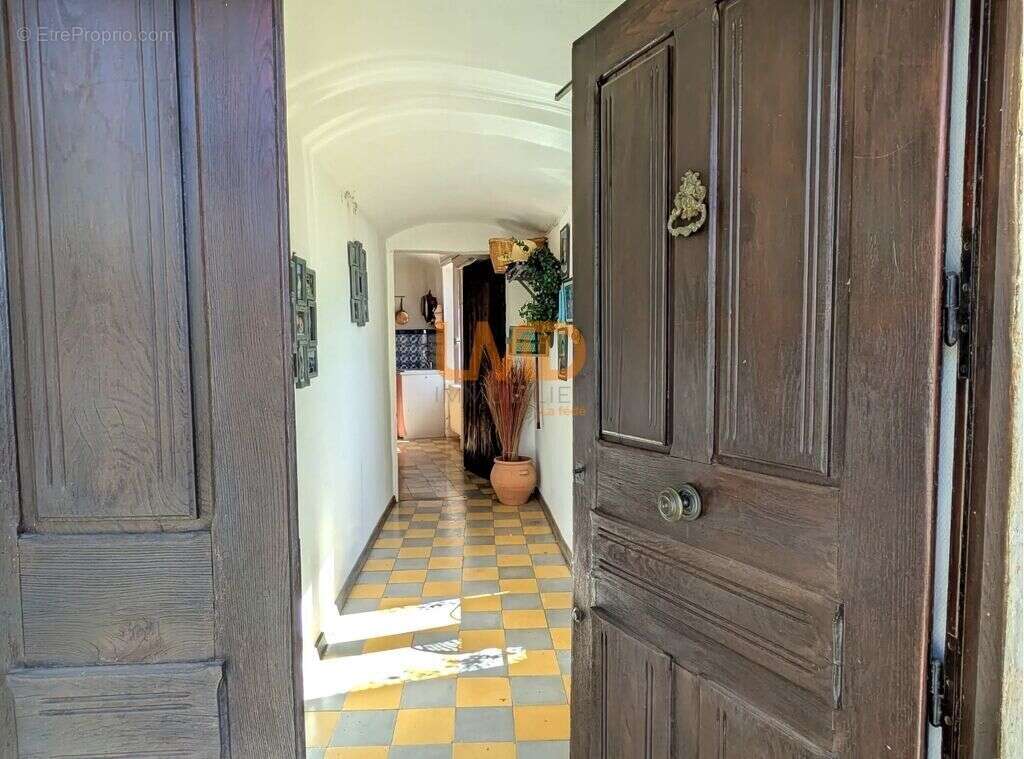 Maison à SAINT-ALBAN-AURIOLLES