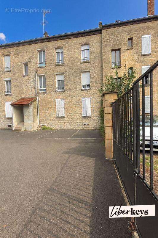 Appartement à PERSAN