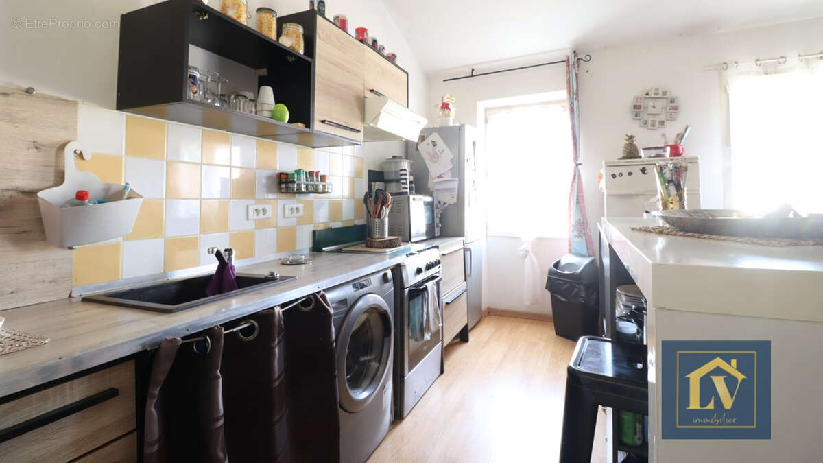 Appartement à PEZILLA-LA-RIVIERE