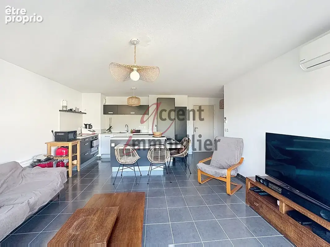 Saint Rémy de Provence, bel appartement lumineux dans une  résidence sécurisée avec piscine - photo 4