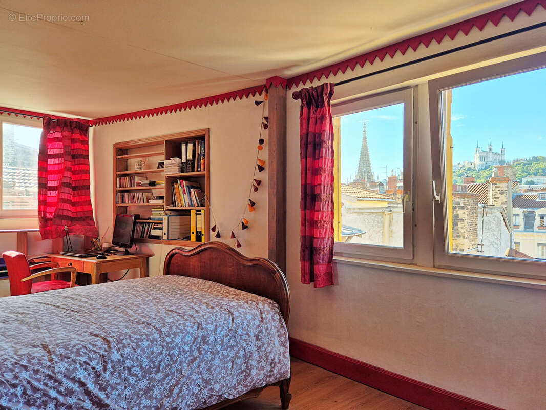 Appartement à LYON-1E