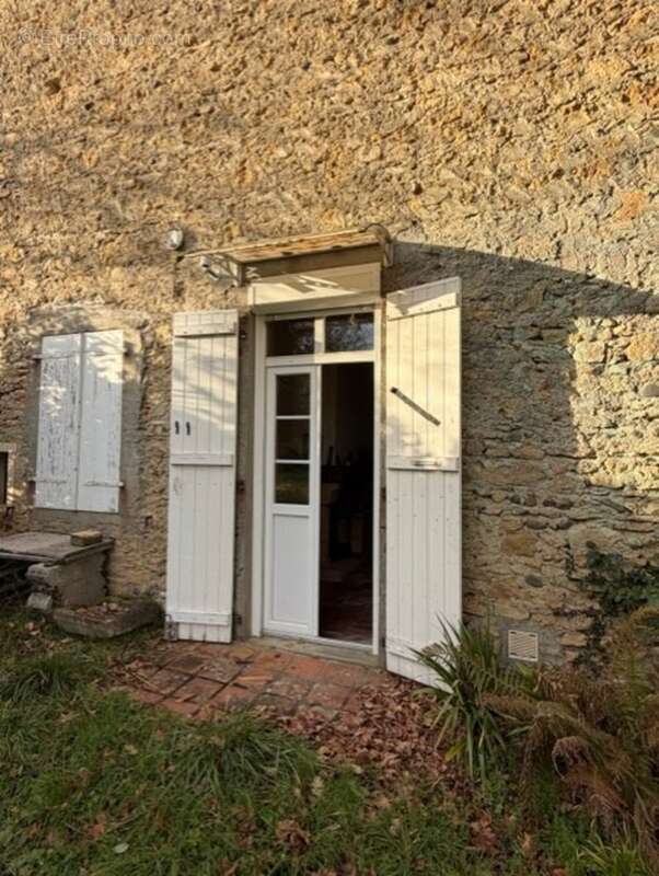 PLAISANCE DU GERS(32): MAISON BOURGEOISE avec garages et dependances , dans son jus, 190m2 sur terrain paysagé et pâture de 5.00 - photo 39