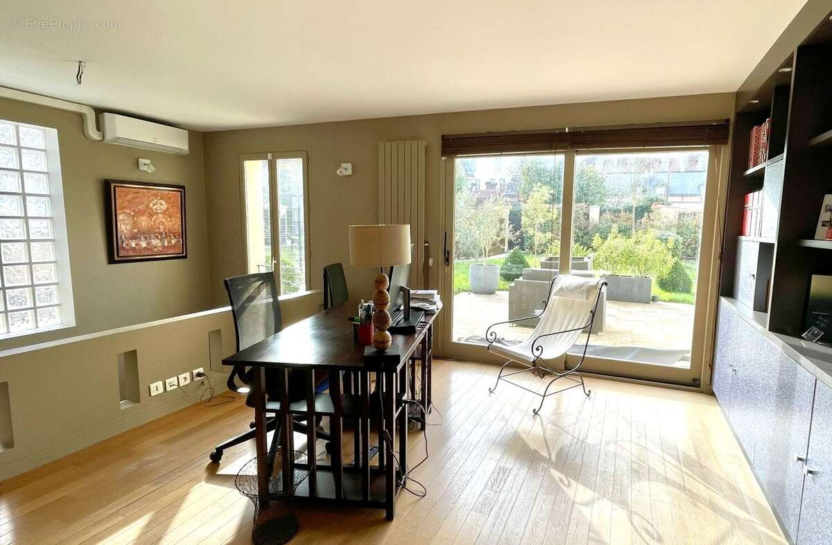 Maison à VERSAILLES