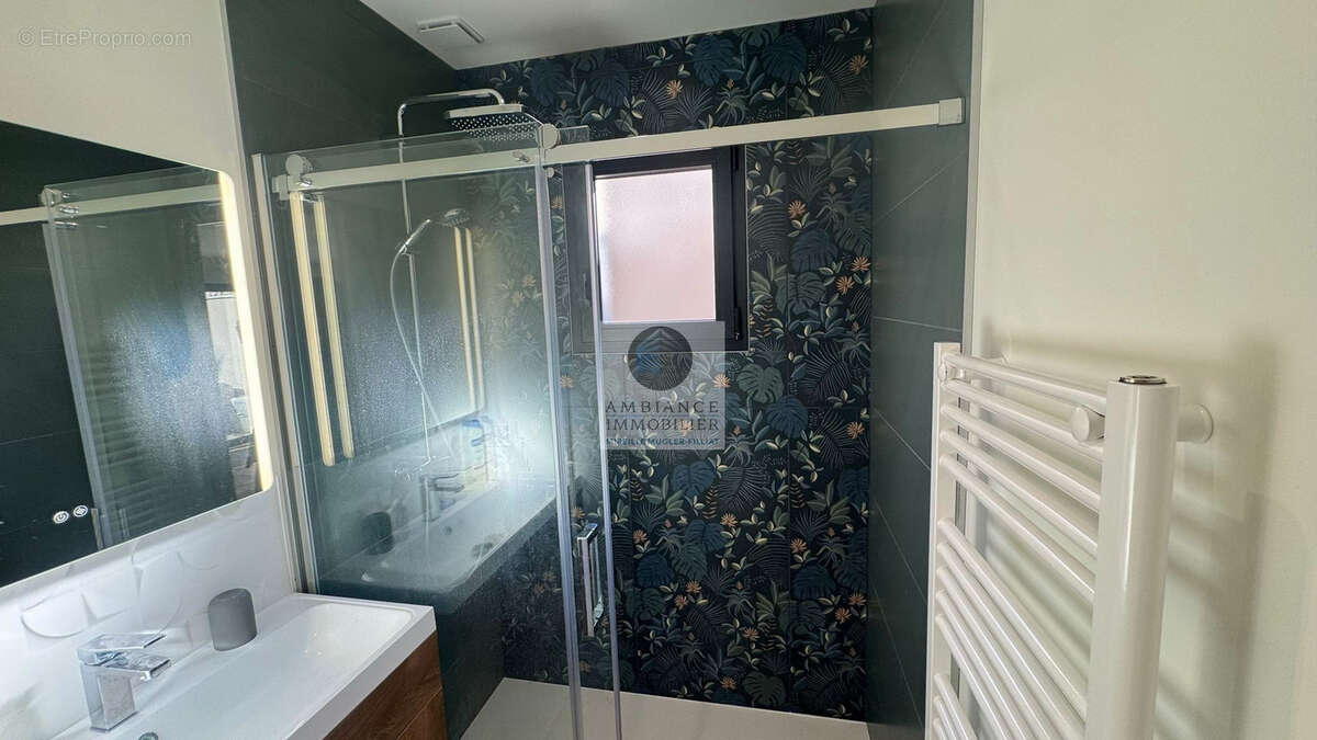 Maison à SAINT-PERAY