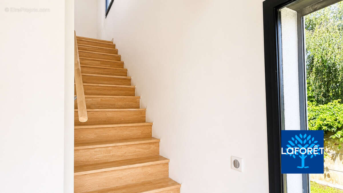 Maison d'architecte contemporaine 136 m² - 3 chambres - Semi plain-pied - Aulnoy-Lez-Valenciennes - photo 12