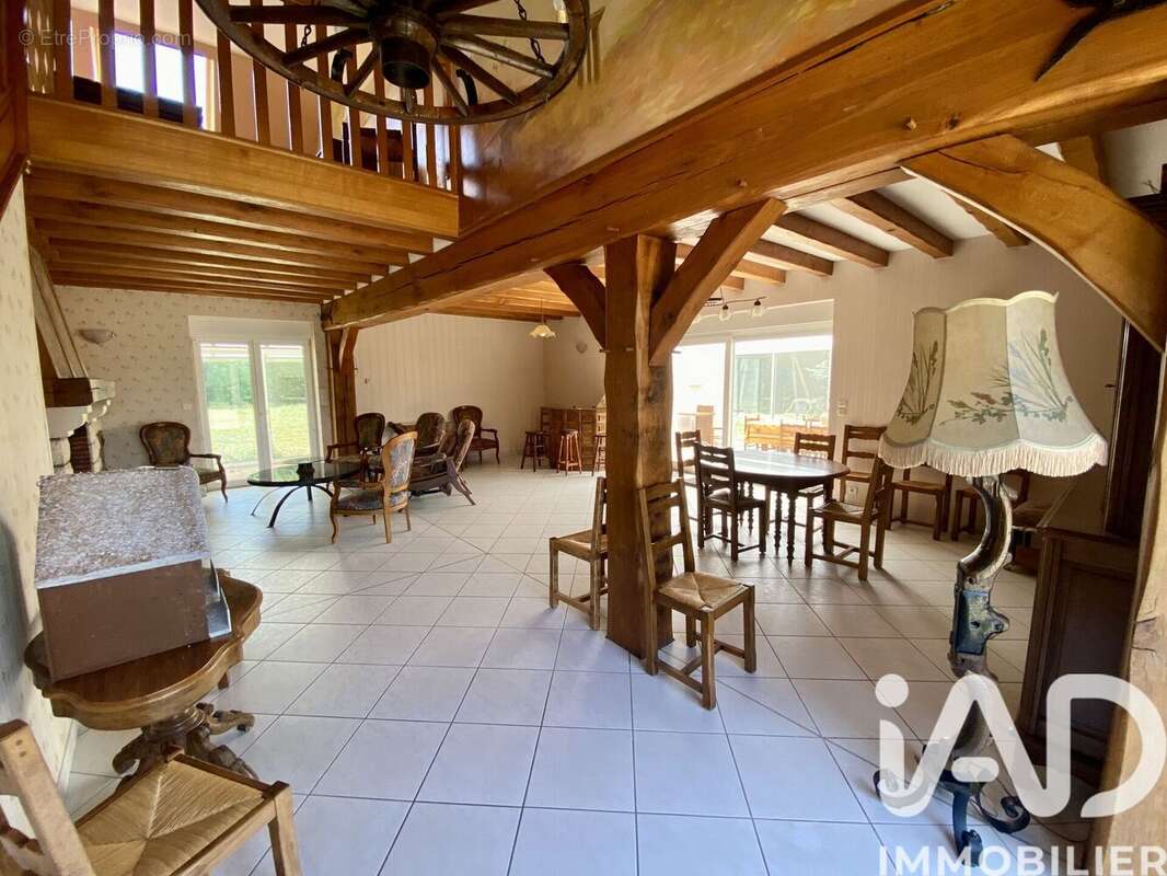 Maison 210 m² à Amilly  - photo 6