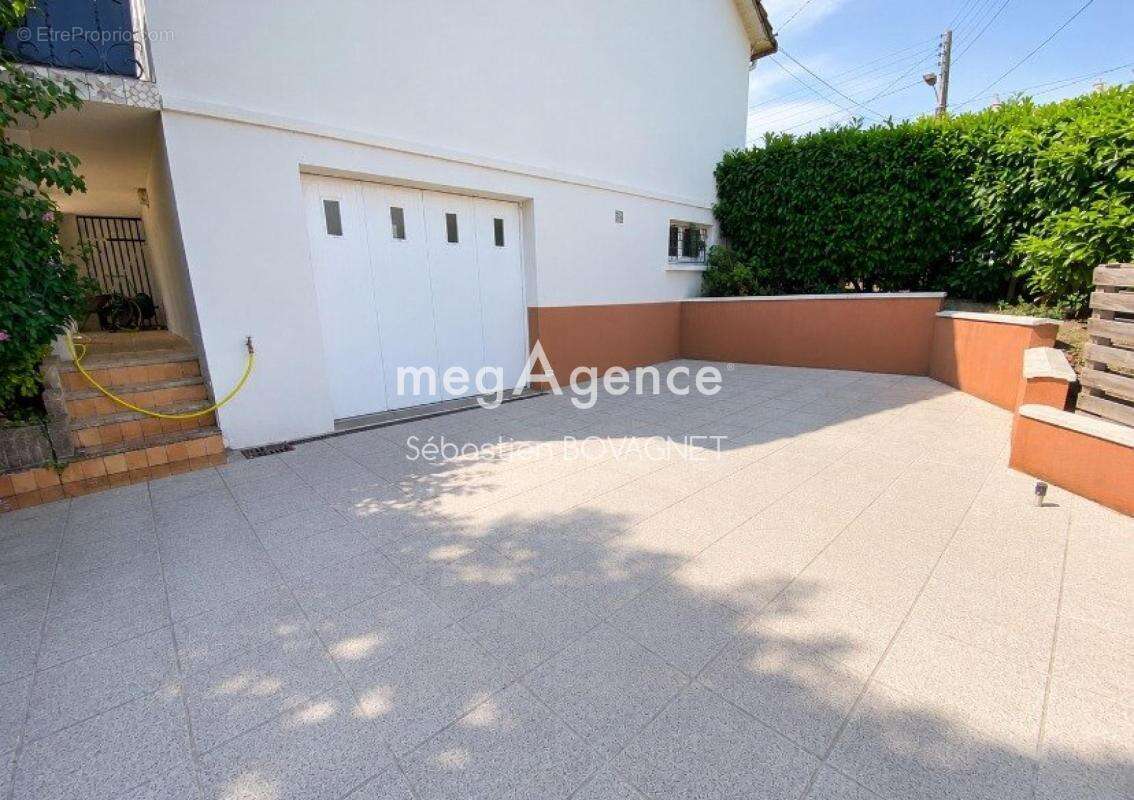 Maison familiale avec vie de plain-pied - photo 10