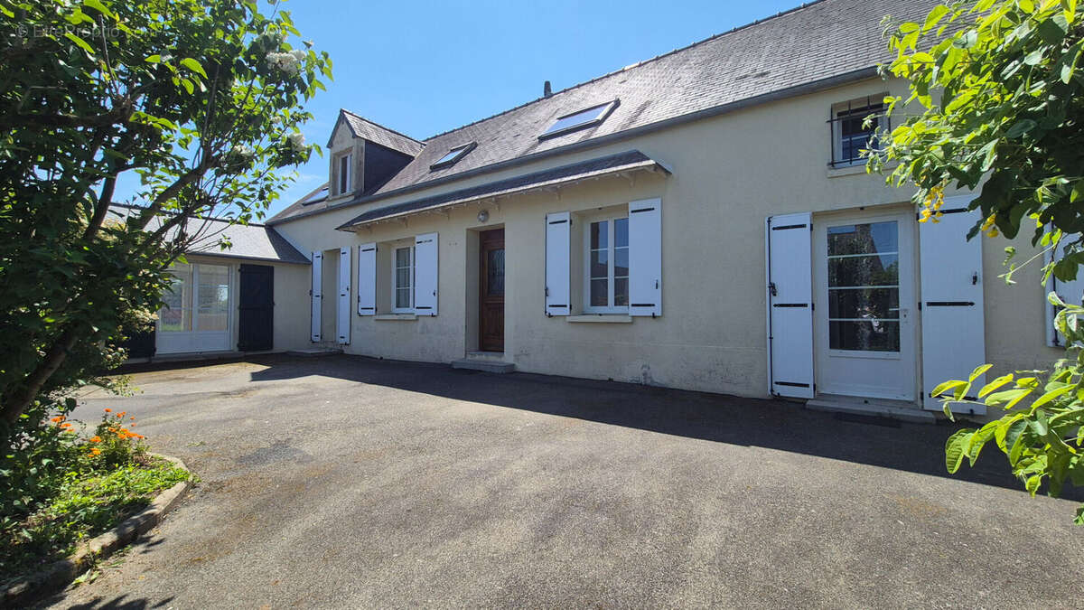 Maison à FONTENAY-SUR-MER