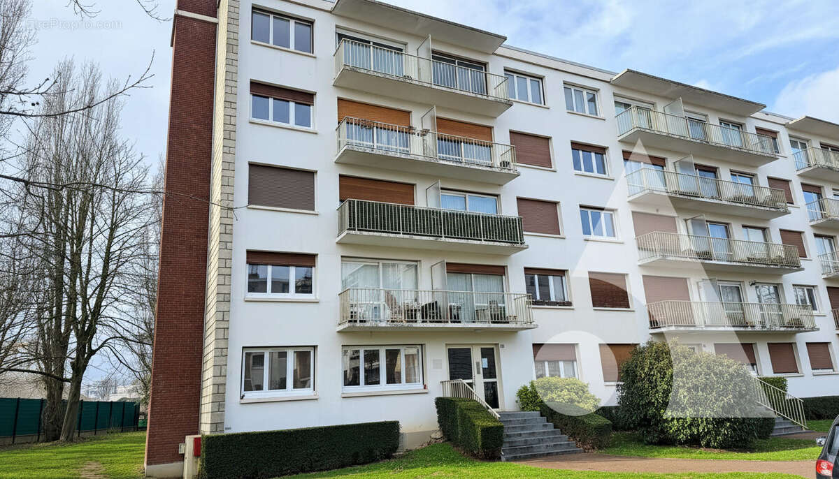 Appartement à EVRY