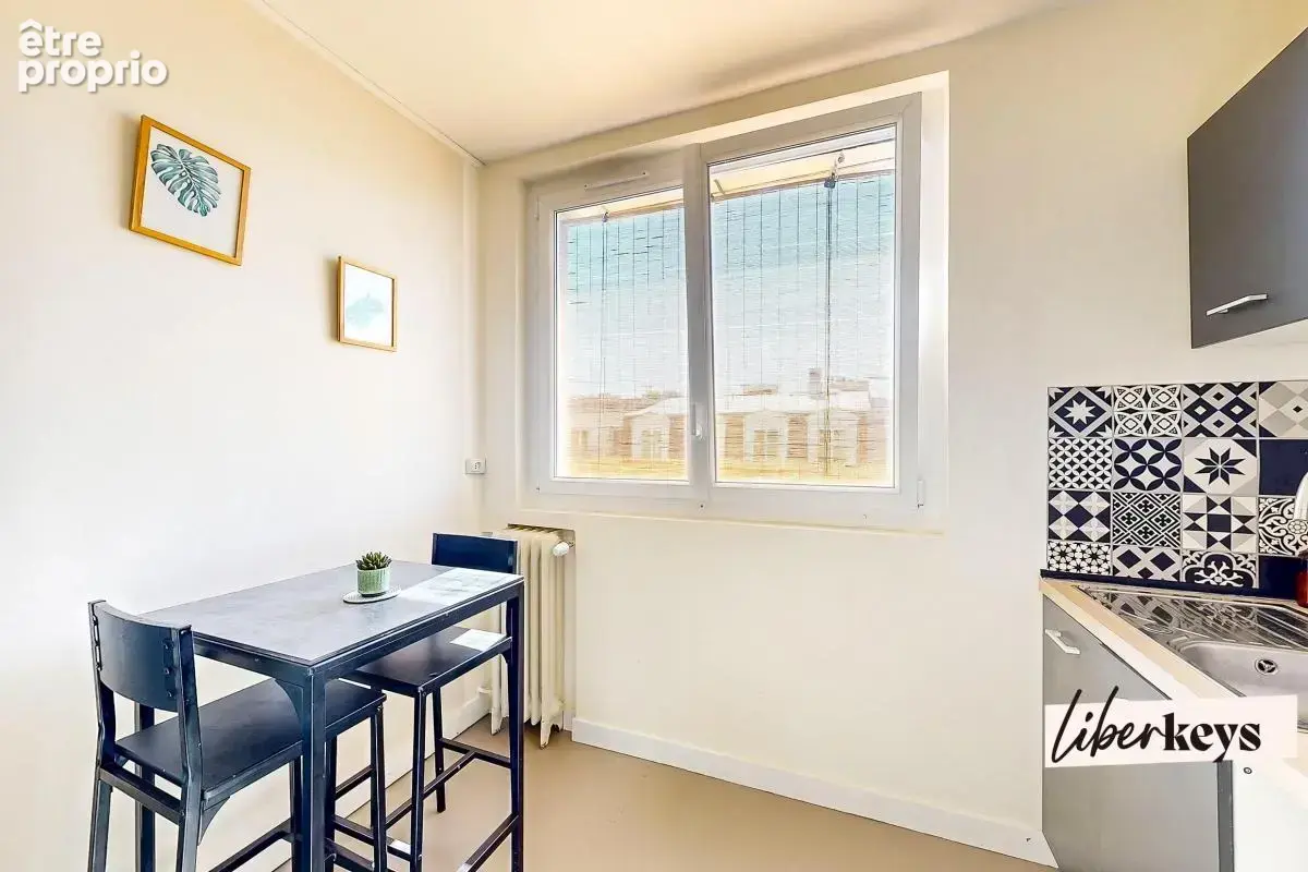 Un studio coup de cœur qui n'en a pas tout à fait l'esprit – 26,50 m² avec balcon et vue dégagée à Chelles - photo 4
