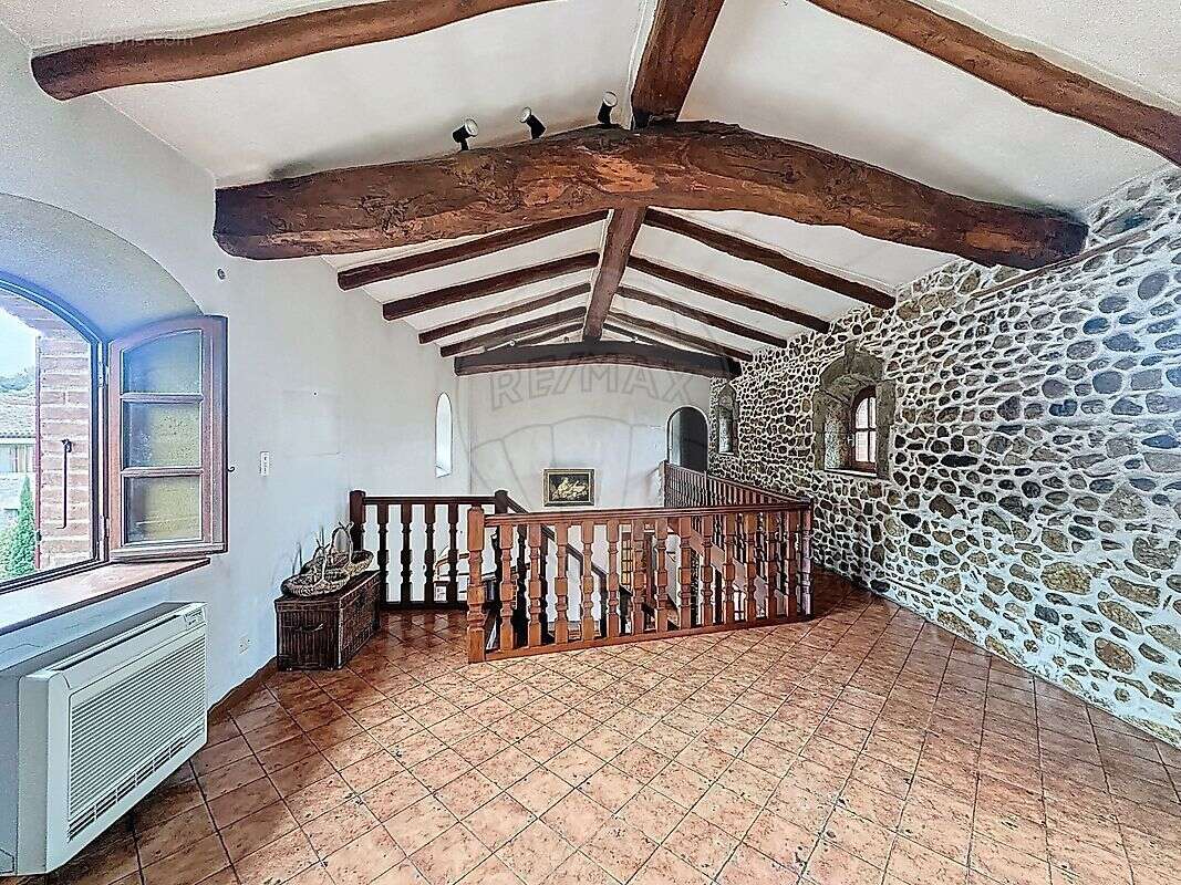 Maison à MASSANES