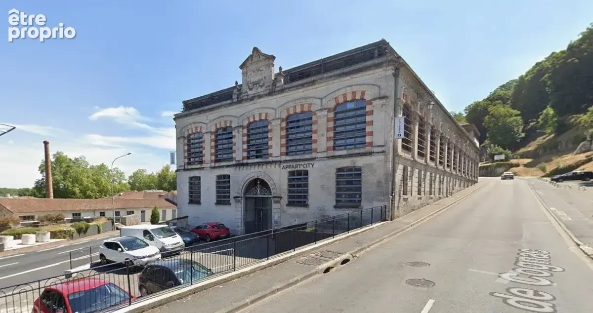 INVESTISSEMENT LOCATIF  Angoulême  Résidence Affaires Appart'City Classic Angoulême Centre - 6% de rentabilité - photo 10