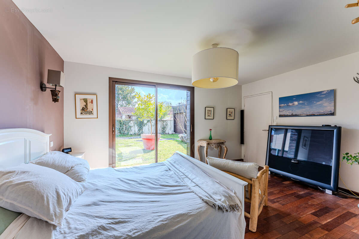 Maison à LE BOUSCAT