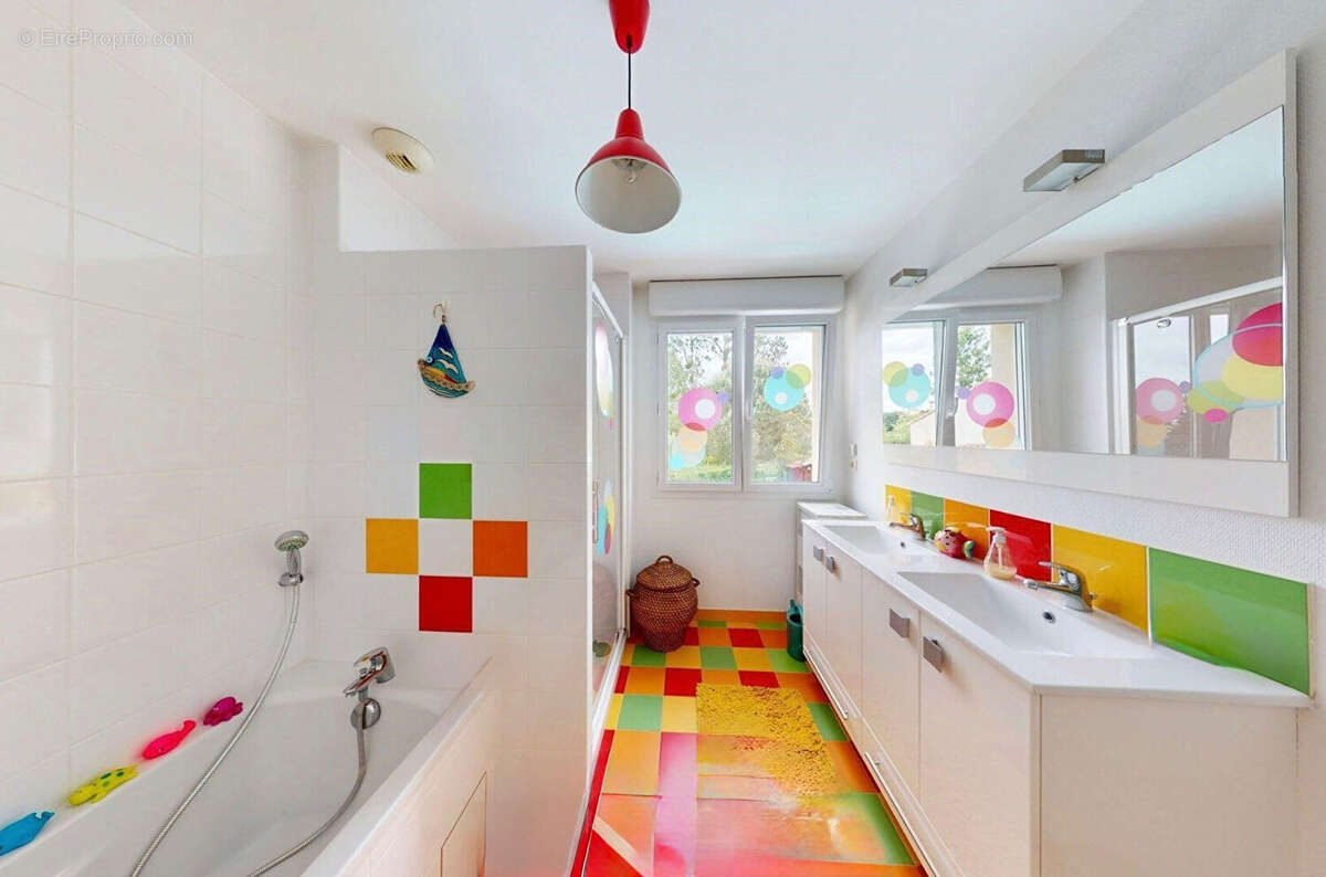 Maison à SAINT-MATHURIN