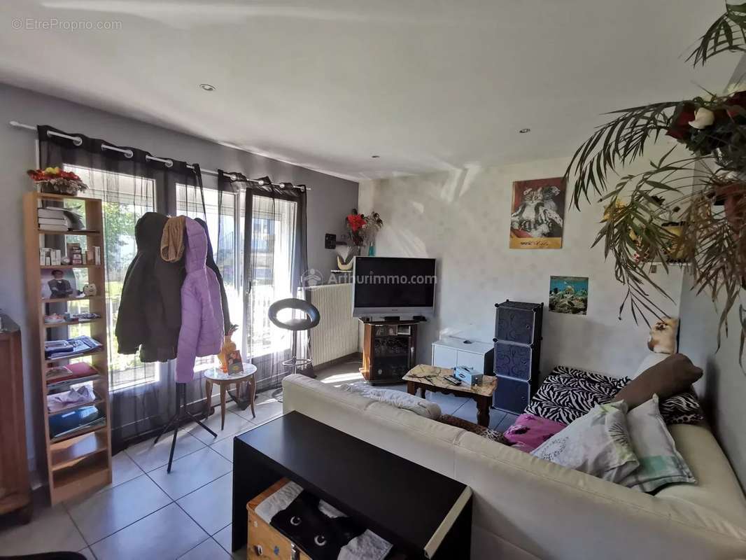 Maison à SAINT-THIEBAULT