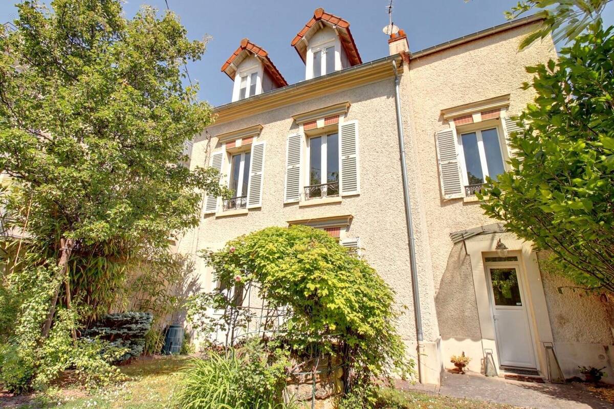 Maison à CONFLANS-SAINTE-HONORINE