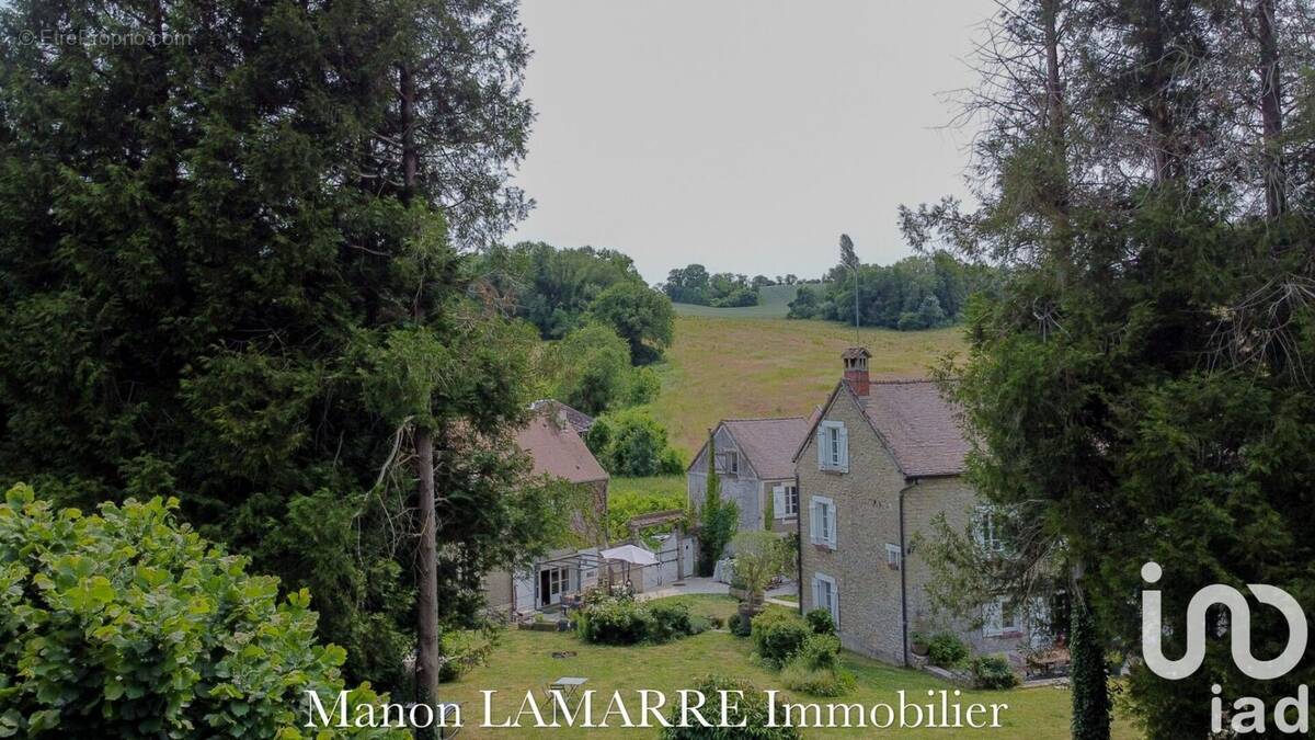 Photo 1 - Maison à VETHEUIL