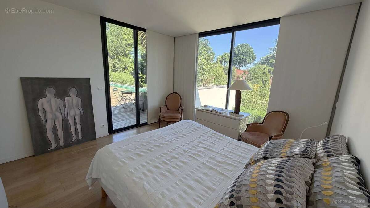 Maison à VERRIERES-LE-BUISSON