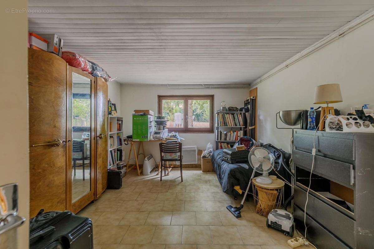 Maison/Villa T6 de 170 m2 à Lentilly 69210 - photo 18