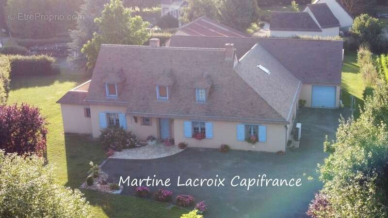 Maison à TUFFE