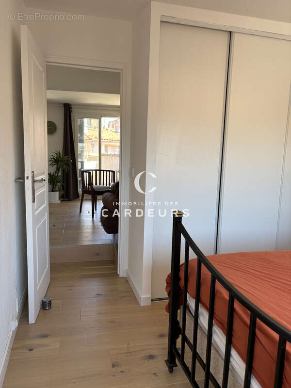 Vente appartement de type 2 avec terrasse, Aix en Provence, centre ville. - photo 12