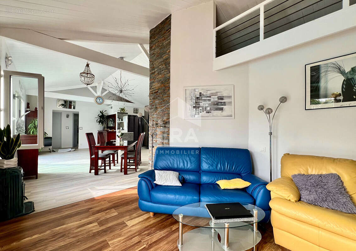 Belle maison comtemporaine - plain-pied - calme - piscine - photo 5