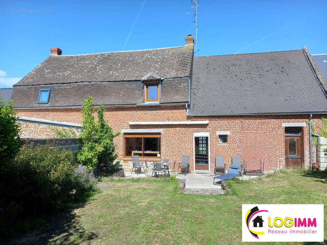 Maison à ENGLEFONTAINE