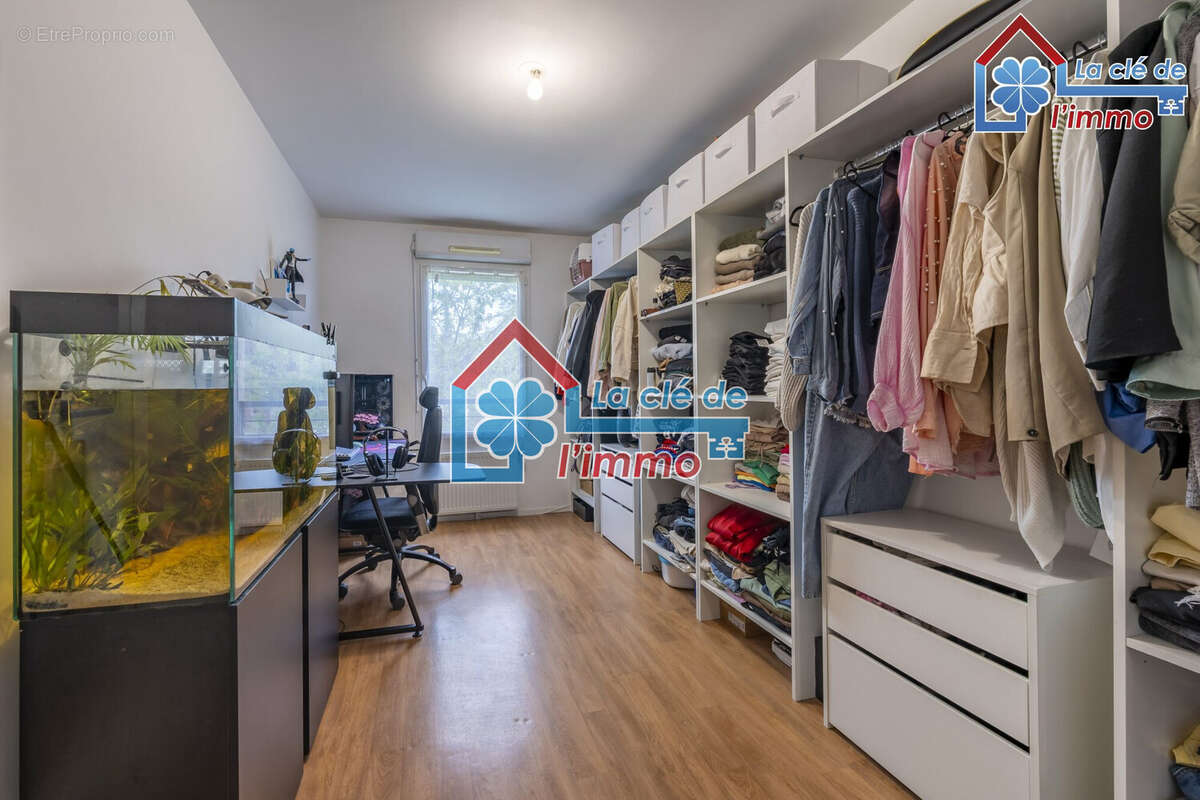Appartement 86 m² à Moissy-Cramayel  - photo 8