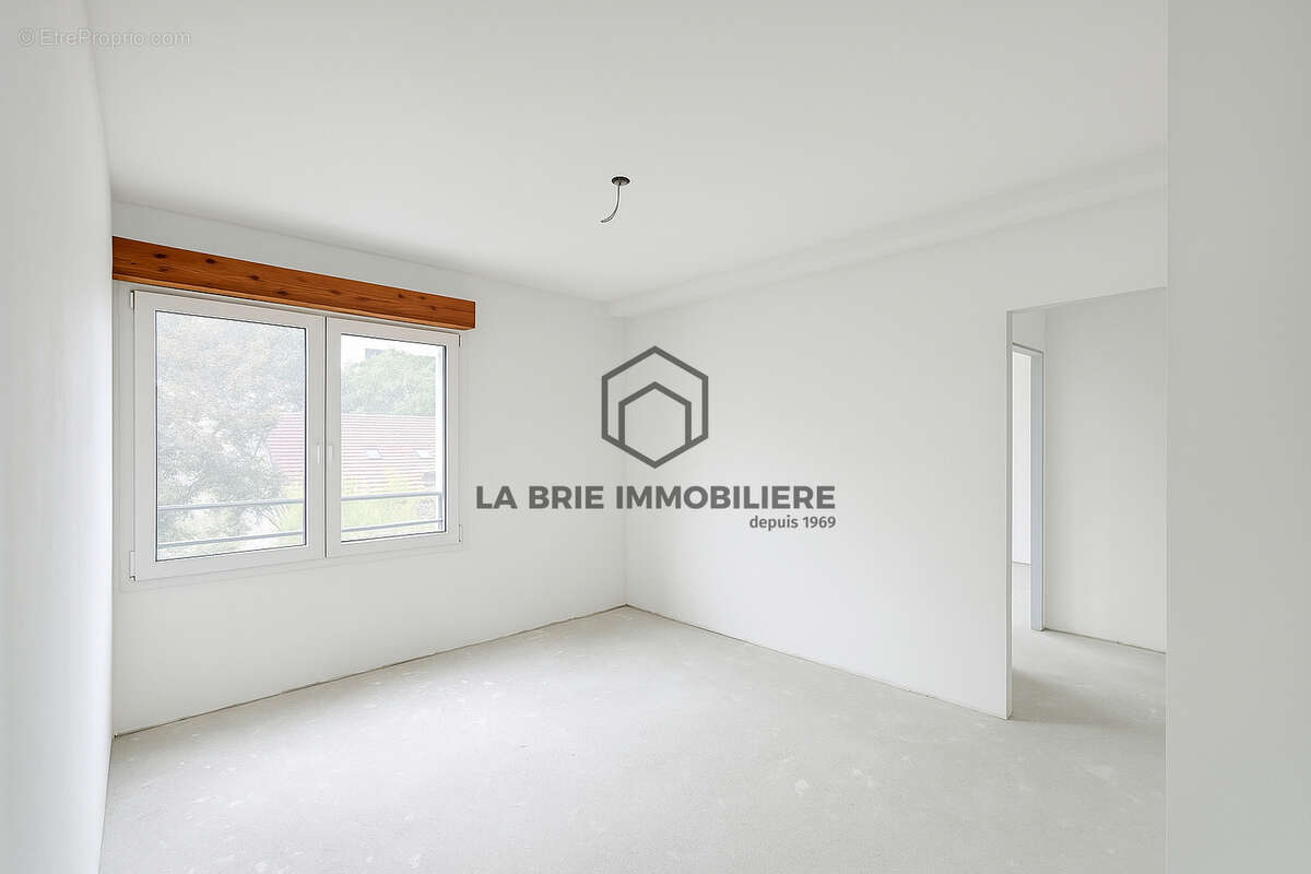 Appartement à BOISSY-SAINT-LEGER