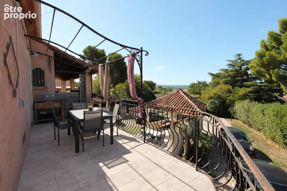 Villa T6 de 154m2 + T3 de 106m2 sur terrain de 1130m2 - photo 17