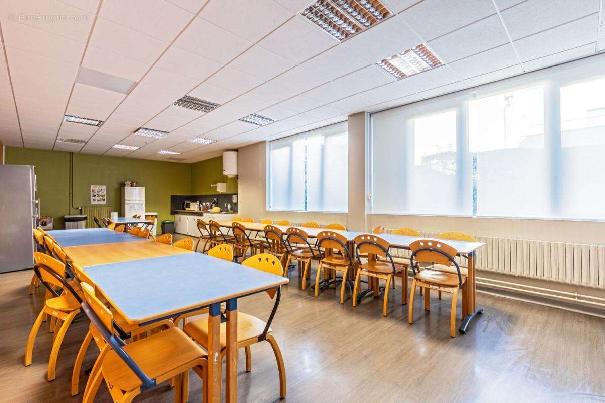 Appartement à CHANTELOUP-LES-VIGNES